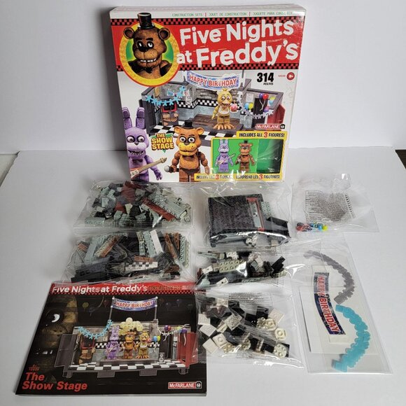 McFarlane Five Nights At Freddys The Show Stage Construction Set NO FIGURES - Picture 1 of 6